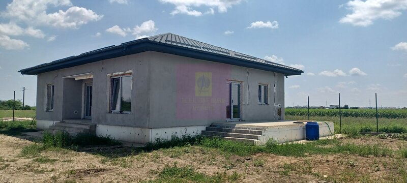 Casa noua parter, 4 camere, curte 400mp, Sabareni